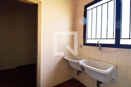 Apartamento para alugar com 258m², 3 quartos e 1 vaga Apartamento para alugar com 258m², 3 quartos e 1 vagaÁrea de Serviço