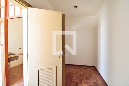 Apartamento para alugar com 258m², 3 quartos e 1 vaga Apartamento para alugar com 258m², 3 quartos e 1 vagaQuarto de Serviço