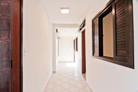 Corredor de casa para alugar com 3 quartos, 150m² em Vila Bonilha, São Paulo