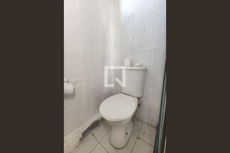 Banheiro de apartamento à venda com 2 quartos, 46m² em Duque de Caxias, São Leopoldo