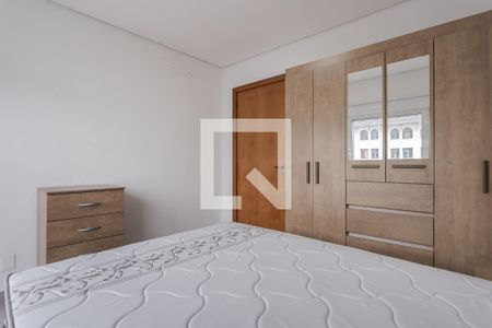 Quarto 2 de apartamento para alugar com 2 quartos, 62m² em Floresta, Porto Alegre