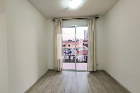 Sala de apartamento para alugar com 3 quartos, 67m² em Jardim Monte Kemel, São Paulo