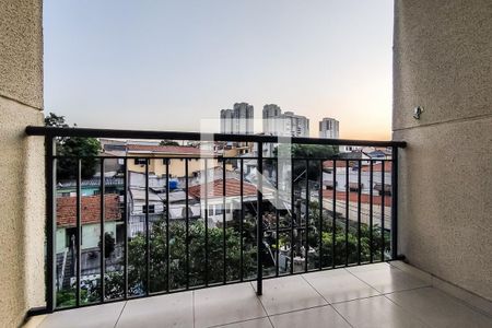 Varanda de apartamento para alugar com 3 quartos, 67m² em Jardim Monte Kemel, São Paulo