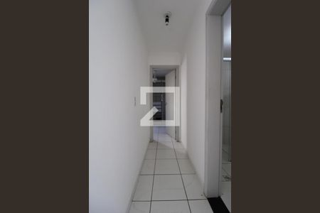 Corredor de apartamento para alugar com 1 quarto, 45m² em Jardim Nova Europa, Campinas