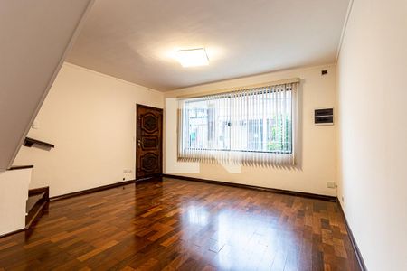 Sala  de casa para alugar com 5 quartos, 215m² em Vila Pierina, São Paulo