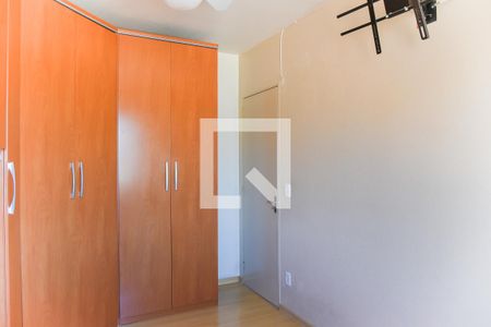 Quarto 1 de apartamento à venda com 2 quartos, 52m² em Sarandi, Porto Alegre