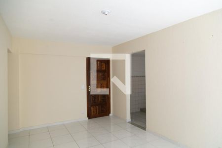 Sala de apartamento para alugar com 2 quartos, 60m² em Mutondo, São Gonçalo