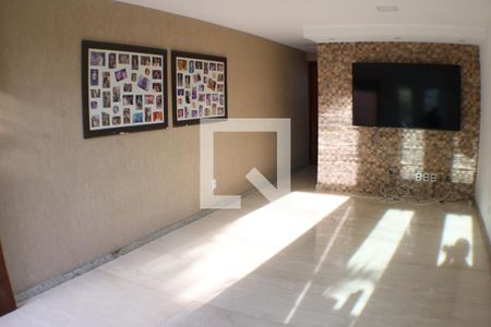 Sala de Estar de casa de condomínio à venda com 4 quartos, 250m² em Taquara, Rio de Janeiro