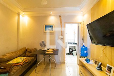 Apartamento à venda com 37m², 1 quarto e sem vagaSala