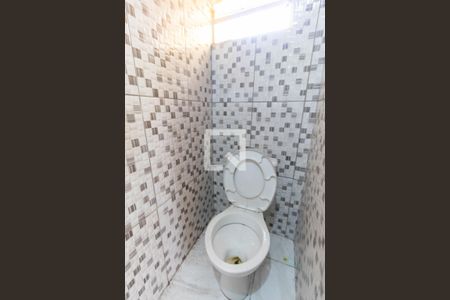 Banheiro de casa para alugar com 2 quartos, 40m² em Cidade Patriarca, São Paulo