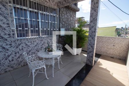 Casa para alugar com 600m², 3 quartos e 4 vagas Casa para alugar com 600m², 3 quartos e 4 vagasVaranda