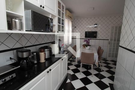 Casa para alugar com 600m², 3 quartos e 4 vagas Casa para alugar com 600m², 3 quartos e 4 vagasCozinha