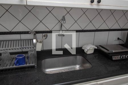 Casa para alugar com 600m², 3 quartos e 4 vagas Casa para alugar com 600m², 3 quartos e 4 vagasCozinha