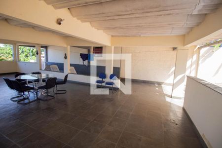 Casa para alugar com 600m², 3 quartos e 4 vagas Casa para alugar com 600m², 3 quartos e 4 vagasTerraço