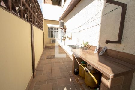 Casa para alugar com 600m², 3 quartos e 4 vagas Casa para alugar com 600m², 3 quartos e 4 vagasÁrea de Serviço 2