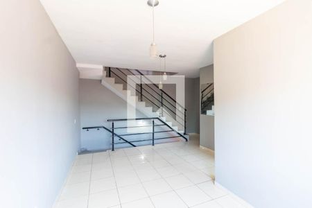 Sala de apartamento para alugar com 2 quartos, 80m² em Vila Talarico, São Paulo