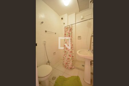 Banheiro de apartamento para alugar com 1 quarto, 42m² em Centro, Rio de Janeiro