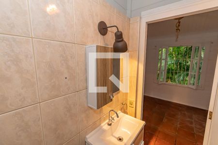 Banheiro da Suíte  de casa de condomínio à venda com 1 quarto, 45m² em Colinas do Ermitage (sousas), Campinas