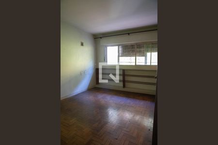 Casa à venda com 240m², 4 quartos e 4 vagas Casa à venda com 240m², 4 quartos e 4 vagasQuarto 3