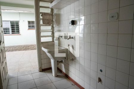 Casa à venda com 240m², 4 quartos e 4 vagas Casa à venda com 240m², 4 quartos e 4 vagasÁrea de Serviço