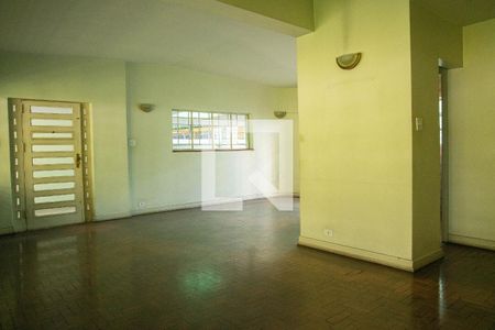 Sala de casa à venda com 4 quartos, 240m² em Alto da Lapa, São Paulo