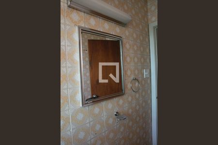 Casa à venda com 240m², 4 quartos e 4 vagas Casa à venda com 240m², 4 quartos e 4 vagasLavabo