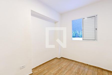 Quarto 1 de apartamento para alugar com 2 quartos, 32m² em Vila Mazzei, São Paulo