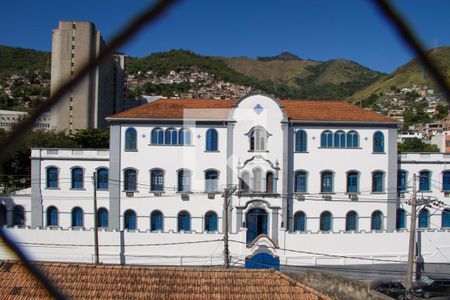 Quarto 01 - Janela de apartamento à venda com 2 quartos, 60m² em Méier, Rio de Janeiro