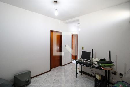 Casa para alugar com 4 quartos, 250m² em Fátima, Canoas