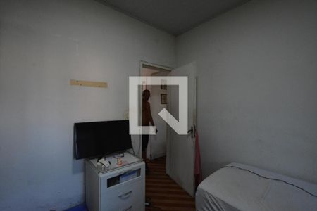 Quarto 1 de casa para alugar com 2 quartos, 150m² em Marechal Hermes, Rio de Janeiro