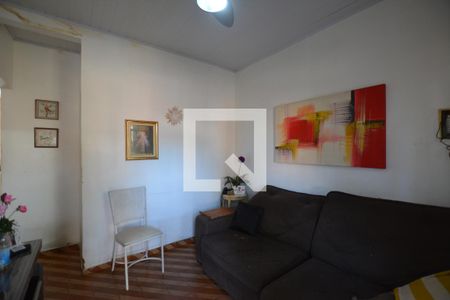 Sala de casa para alugar com 2 quartos, 150m² em Marechal Hermes, Rio de Janeiro