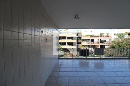 Vista - Sala de apartamento para alugar com 2 quartos, 95m² em Recreio dos Bandeirantes, Rio de Janeiro