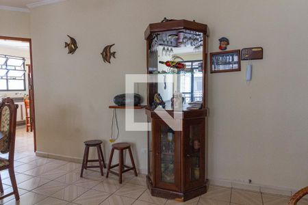 Detalhe da sala de jantar de apartamento para alugar com 3 quartos, 95m² em Tupi, Praia Grande