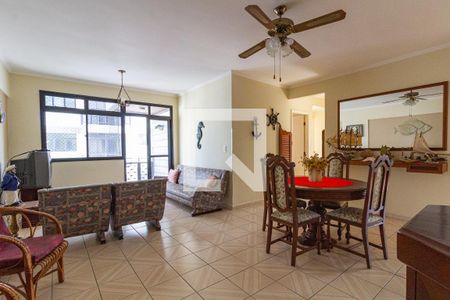 Sala de apartamento para alugar com 3 quartos, 95m² em Tupi, Praia Grande