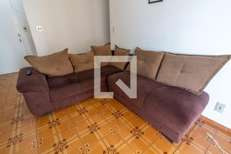 Detalhe da sala de apartamento para alugar com 1 quarto, 60m² em Guilhermina, Praia Grande