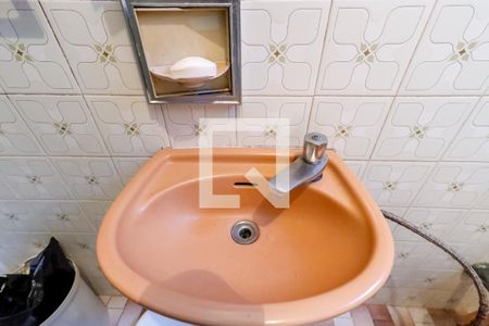 Lavabo de casa à venda com 4 quartos, 130m² em Vila Gustavo, São Paulo