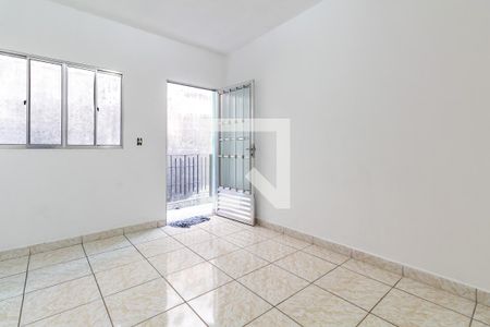 Sala de casa à venda com 8 quartos, 250m² em Jardim Rizzo, Guarulhos