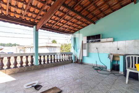 Casa à venda com 250m², 8 quartos e 2 vagas Casa à venda com 250m², 8 quartos e 2 vagasVaranda e Área de Serviço