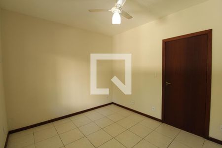 Quarto 1 de casa para alugar com 3 quartos, 130m² em Recreio dos Bandeirantes, Rio de Janeiro