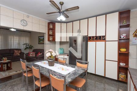 Cozinha  de casa à venda com 2 quartos, 133m² em Casa Grande, Diadema