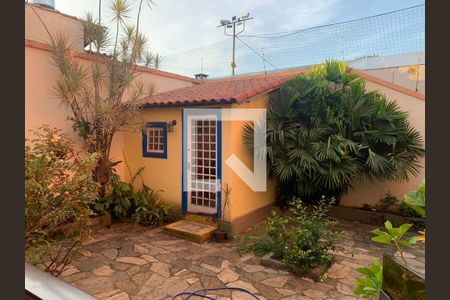 Casa à venda com 3 quartos, 272m² em Castelo, Belo Horizonte