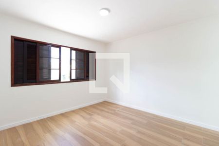 Suíte de casa à venda com 3 quartos, 157m² em Jardim Guanca, São Paulo