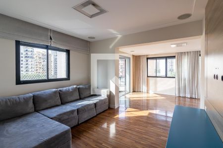 Sala de TV de apartamento para alugar com 3 quartos, 193m² em Vila Uberabinha, São Paulo
