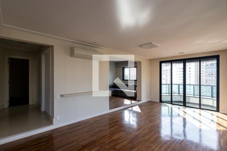 Sala de apartamento para alugar com 3 quartos, 193m² em Vila Uberabinha, São Paulo
