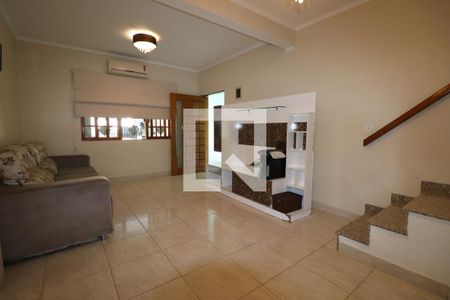 Sala de casa à venda com 3 quartos, 206m² em Jardim Adriana, Guarulhos