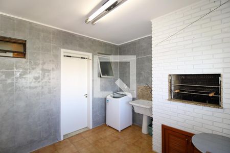 Apartamento para alugar com 143m², 3 quartos e 1 vaga Apartamento para alugar com 143m², 3 quartos e 1 vagaÁrea de Serviço