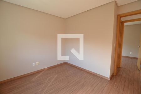 Quarto 1 de apartamento para alugar com 2 quartos, 53m² em Ipanema, Porto Alegre