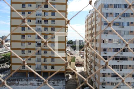 Vista do Quarto 1 de apartamento à venda com 2 quartos, 75m² em Olaria, Rio de Janeiro