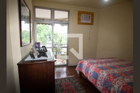 Quarto 1 de apartamento para alugar com 2 quartos, 100m² em Laranjeiras, Rio de Janeiro