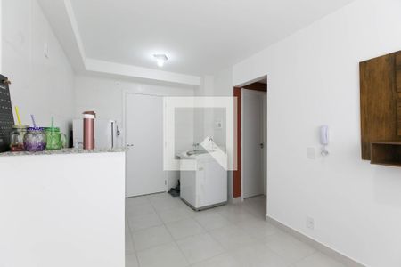 Sala  de apartamento à venda com 2 quartos, 32m² em Itaquera, São Paulo